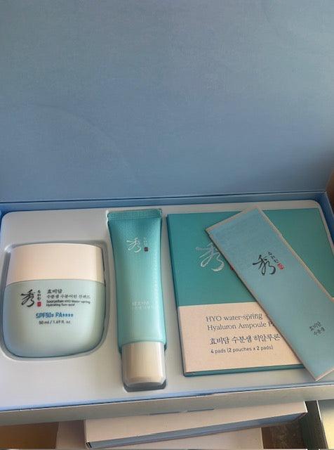 SOORYEHAN HYO Water Spring Hydrating Sun-quid 50ml Gift Set - Country Beautie